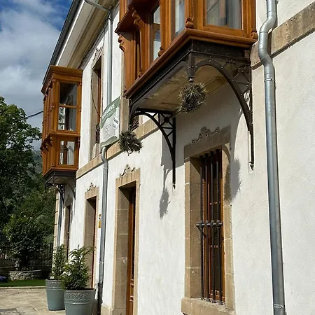 Apartment Loben Casona Del Deva Panes