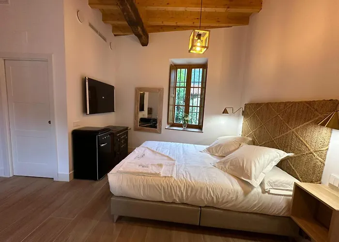 Loben Casona Del Deva * Panes